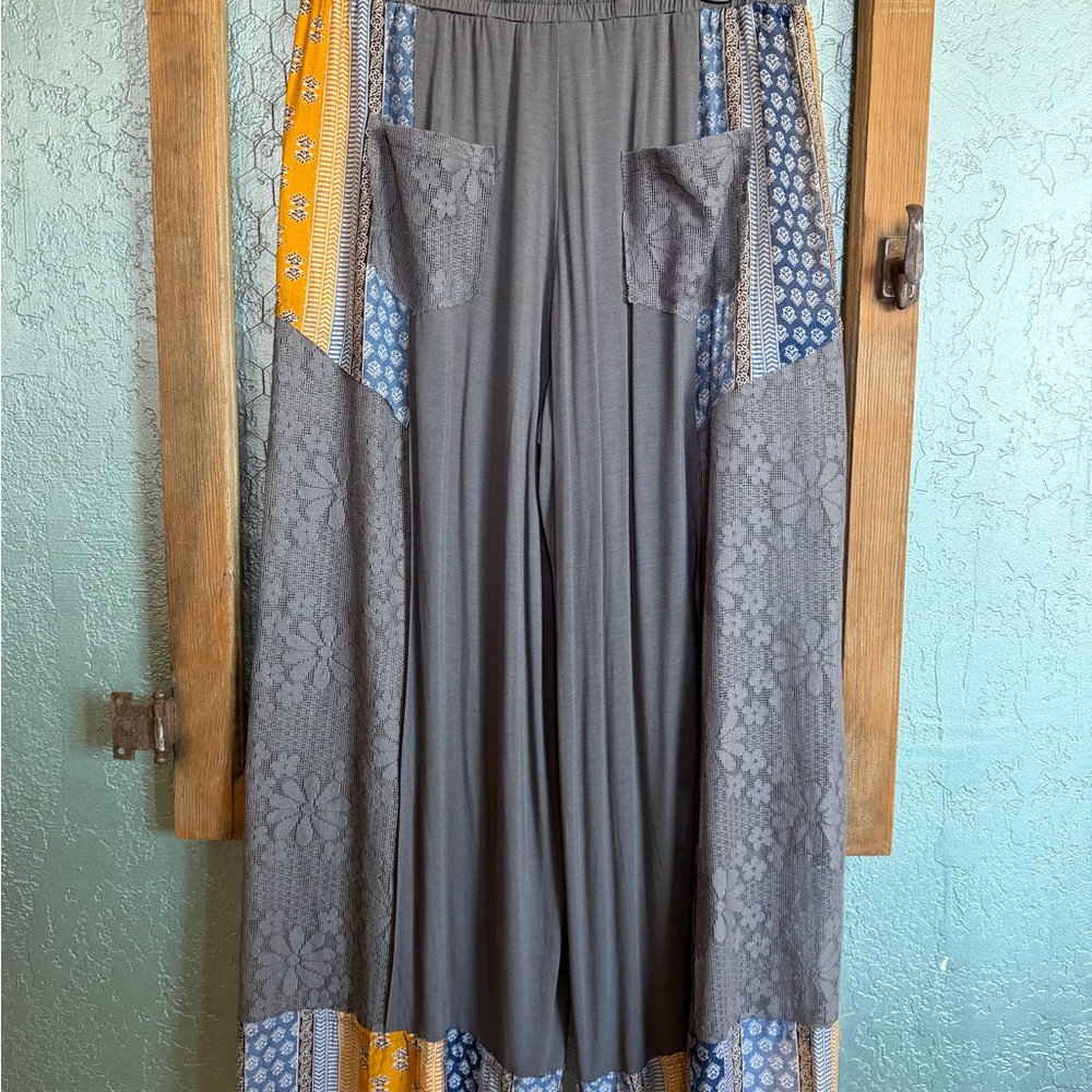 POL Multicolor Patterned Wide-Leg Pants - Picture 6 of 8